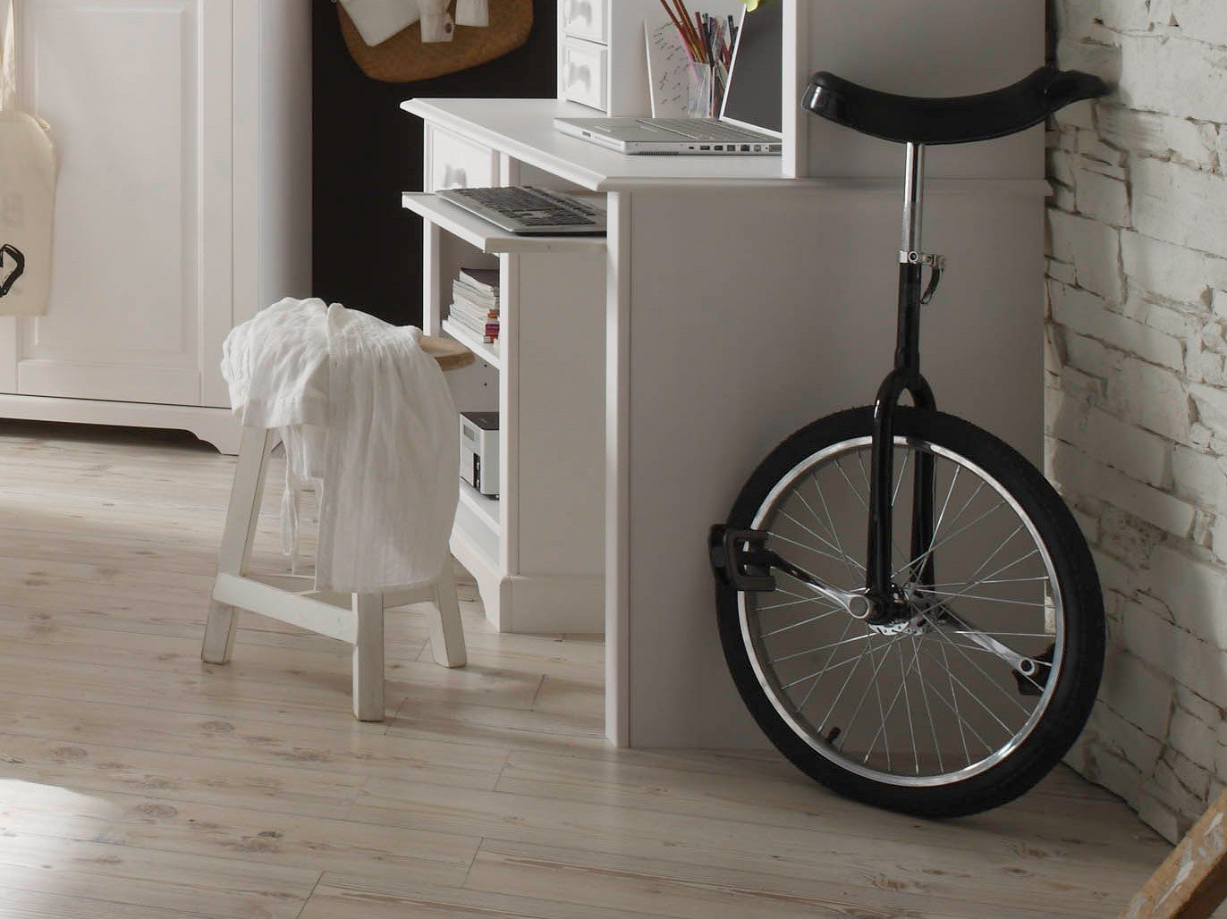 Cinderella Premium Pc Schreibtisch Aus Weisser Kiefer Im Wallenfels