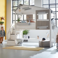Halbhohes Hideout Bett mit Treppe