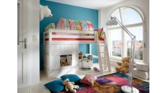 Mittelhohes Spielbett mit Dekorelement